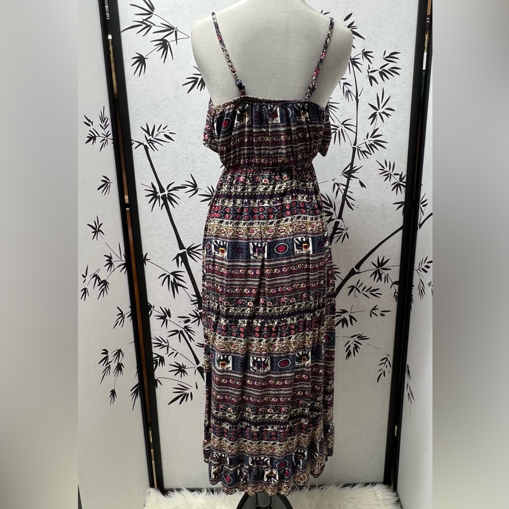 🐝 Elephant Printed Ruffle Dress - Picture 2 of 6